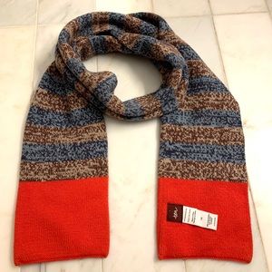 Kids scarf from Tea 🧣— so cute!!!!